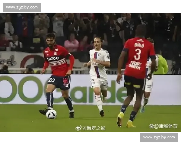 里昂VS豪门对决法甲焦点战激情碰撞引爆球迷热情全城关注今夜巅峰较量